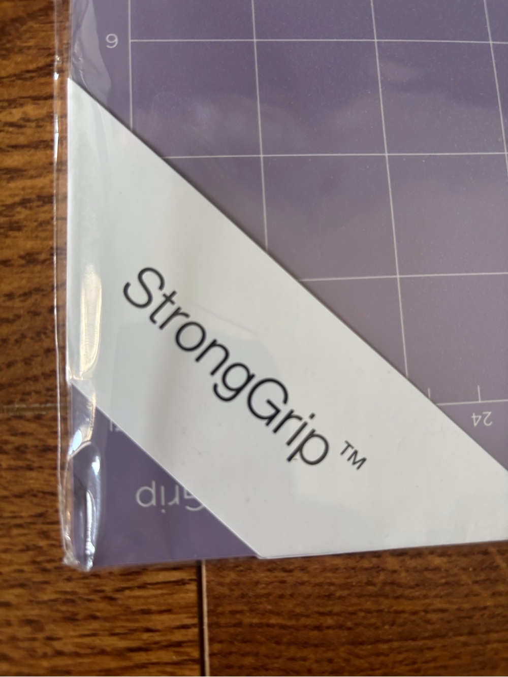 Cricut StrongGrip Cutting Mat in Lavender Purple - Picture 2 of 3